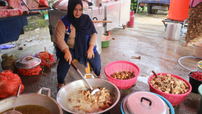 Gerak Cepat, Kemensos Tangani Korban Banjir di Luwu