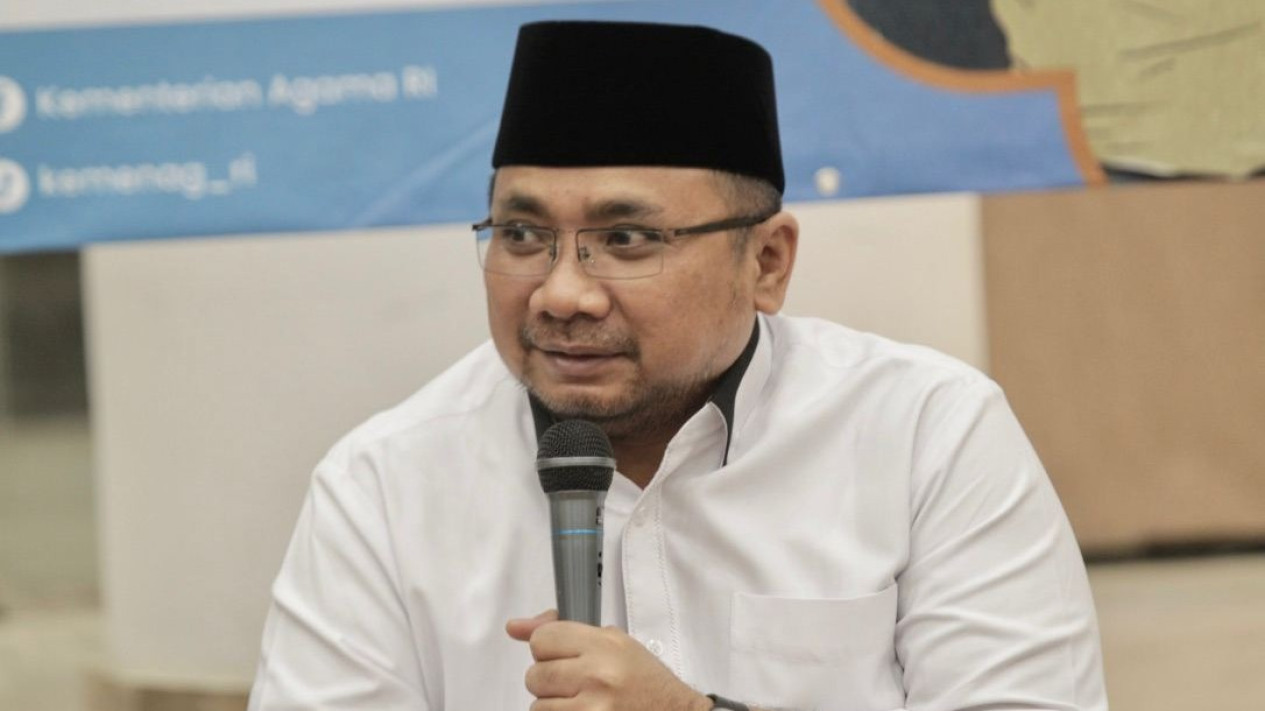 Usai dari Arab Saudi, Menag RI Imbau Jemaah Jaga Fisik Jelang Haji 2024: Cuaca Mulai Panas
            - galeri foto