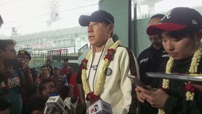 Outfit Shin Tae-yong Bikin Salah Fokus, Brand Prancis Sampai Harga Puluhan Juta