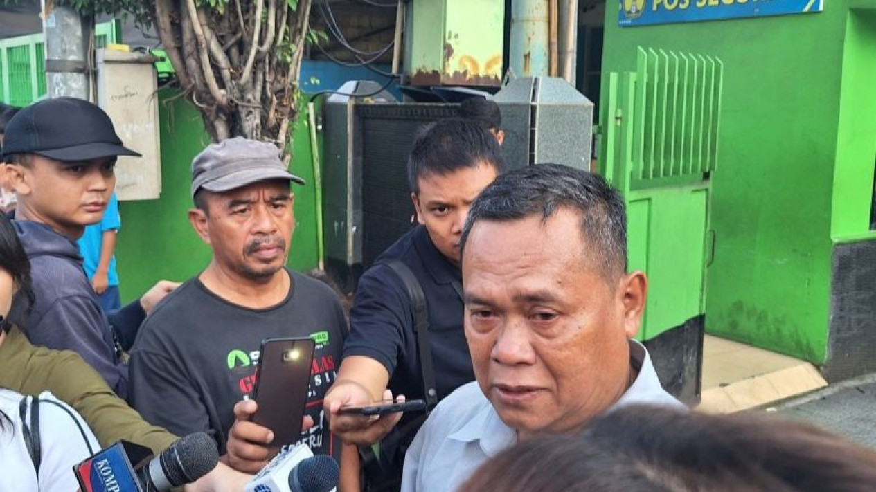 Pilu, Seorang Guru Ikut Jadi Korban Meninggal Kecelakaan Bus di Ciater, Sang Istri Ternyata Juga dalam Kondisi Luka Parah
            - galeri foto
