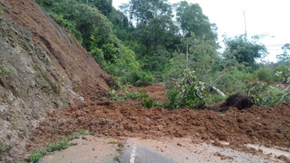 Berduka atas Banjir dan Longsor di Sumatera Barat, Ini Kumpulan Doa yang BIsa Dibaca untuk Dapat Perlindungan Allah SWT