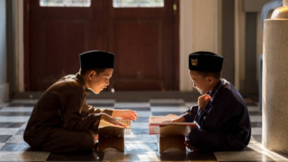 Bacaan Al-Qur'an Surat Al-Kahf Ayat 21-25 Lengkap Tulisan Arab, Latin, dan Artinya