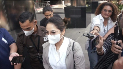 Seusai Diperiksa Penyidik KPK soal Dugaan Pencucian Uang Sekretaris Mahkamah Agung Hasbi Hasan, Windy Idol Minta Tolong