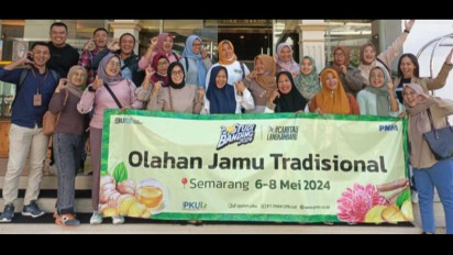 Nanik Yuliati, Pensiunan Guru Senang Bersama Mekaar Usahanya Berkembang