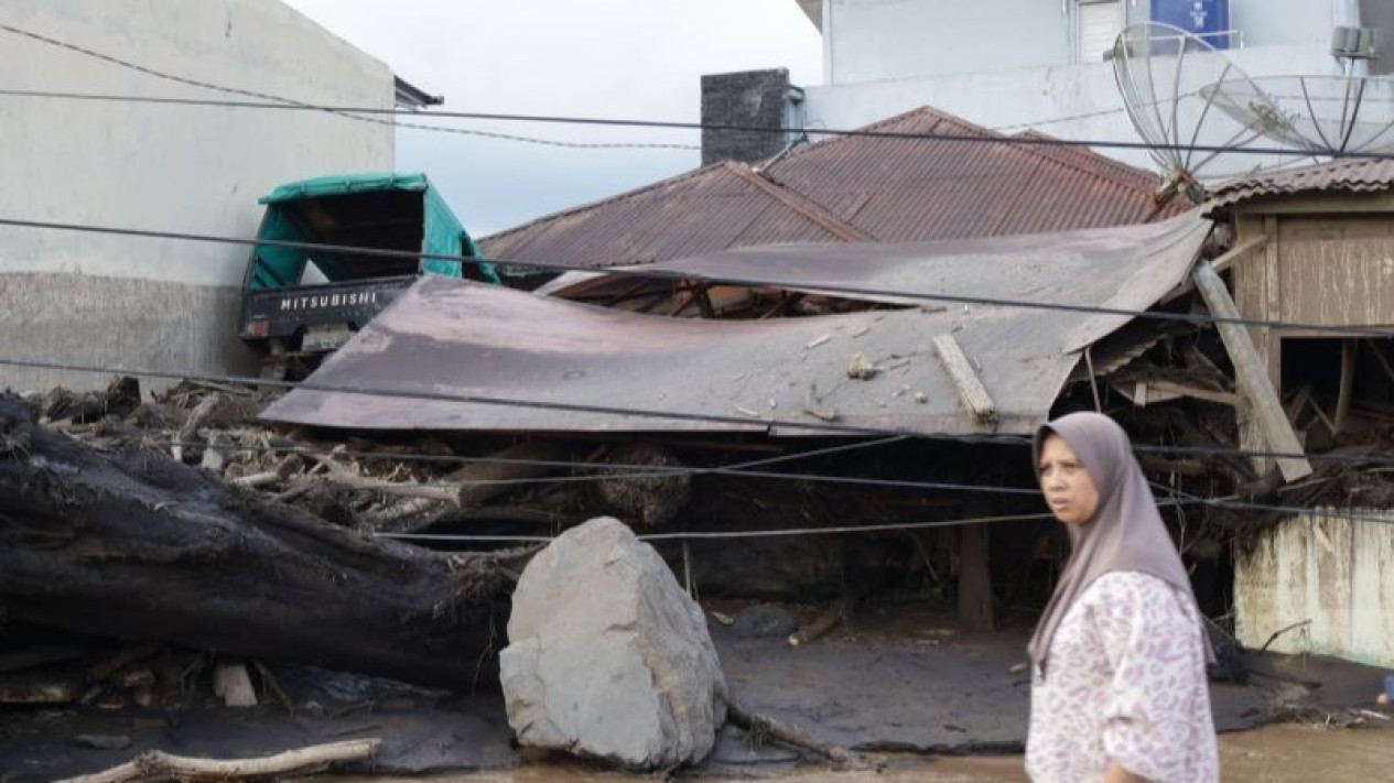BMKG Rekomendasikan Pencarian Korban Banjir Lahar Dingin Sumatera Barat yang Hilang Dilakukan Pagi Hari
            - galeri foto