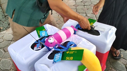 Berbagai Tanda Unik Mulai Gembok, Pita Warna-Warni hingga Boneka Hiasi Koper Calon Jemaah Haji Madiun