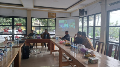 KH Uyung Efendi, Ketua MUI Baros Beri Pesan Sejuk Di Sosialisasi PNM Mekaar