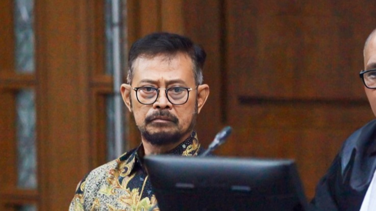 Ancaman Nyata Syahrul Yasin Limpo ke Anak Buahnya, Saksi: SYL Minta Pejabat Kementan Mundur Jika Tak Penuhi Permintaannya
            - galeri foto