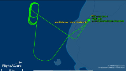 Horor Dan Menyeramkan! Pesawat Garuda Yang Mesinnya Terbakar Ternyata Sempat Berputar - Putar Di Atas Selat Makassar Hingga 1,5 Jam