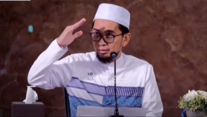 Memangnya Boleh Makmum Inisiatif Qunut Padahal Imam Tidak Lakukan Qunut? Ustaz Adi Hidayat Jawab Tegas Hal ini, Ternyata yang Benar...