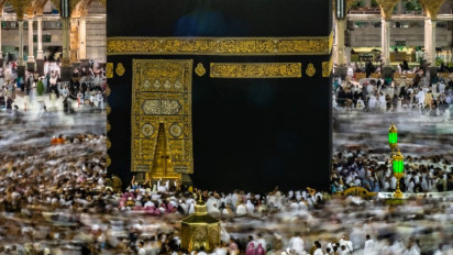 INFOGRAFIS: Jemaah yang Hobi Ngonten Perlu Hati-hati, Simak Ada 6 Larangan Wajib Dipatuhi di Masjid Nabawi