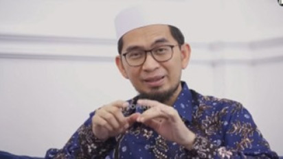 Bukan Istighfar Biasa, Bacaan ini dapat Menggugurkan Dosa Bahkan Dijamin Masuk Surga, Ustaz Adi Hidayat Bilang…