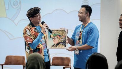 Temui Komunitas Kreatif di Bali, Menparekraf Minta Komunitas Parekraf Jadikan Momentum KTT WWF Kuatkan Kolaborasi