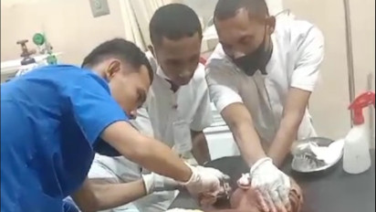 Heboh! Seorang Pria 51 tahun di Ambon, Dibacok Hingga Luka Parah, Oleh Orang Tak Dikenal