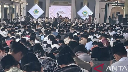 Ribuan Santri dan Alumni Hadiri Peringatan 100 Tahun Ponpes Al Falah