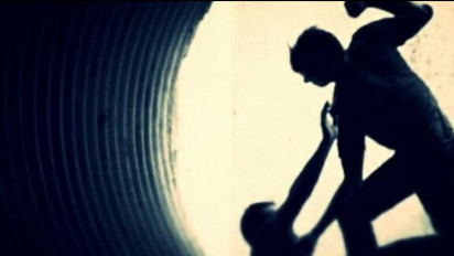 Cuma Gara-gara Masalah Salaman Tak Direspons, Siswa MTs di Semarang Disetrika Senior sampai Alami Luka Bakar Serius