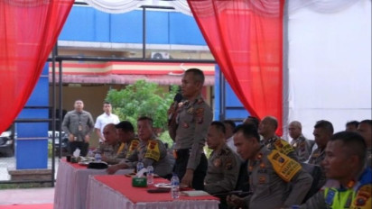 Tolak Setoran Judi, Kapolda Sumut Berangkatkan Umroh Kapolsek Barus