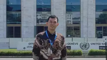 dr. Andi Khomeni Takdir