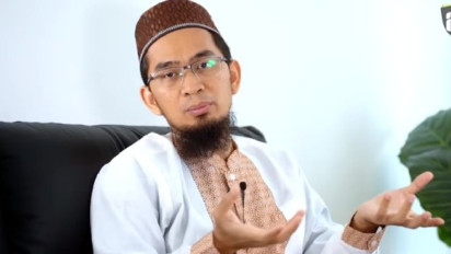 Rezeki Terus Mengalir, Sakit Disembuhkan, Bahkan Belum Minta Hajat Sudah Dikabulkan, Amalkan Surah Ini Setiap Hari Kata Ustaz Adi Hidayat