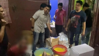 Mencuat! Detik-detik Polisi Gerebek Rumah Produksi Narkoba PCC Jaringan Interasional di Bogor