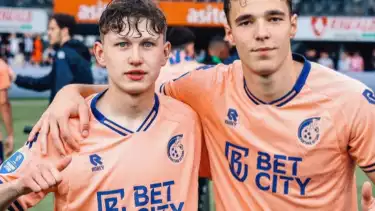 Sjors-Lowis Hermsen, Pemain Muda Keturunan Indonesia