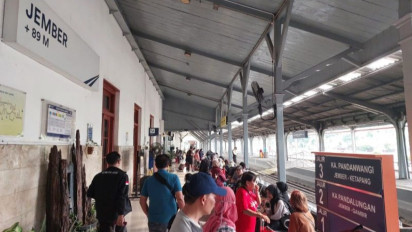 Ribuan Penumpang Padati Sejumlah Stasiun Daop Jember Saat libur Waisak