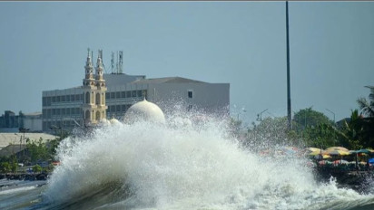 Waspada! BMKG Peringatkan Potensi Gelombang Tinggi di Samudera Hindia Barat Sumatera