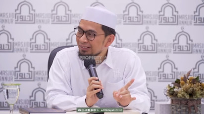 Sebenarnya Boleh atau Tidak Pria dan Wanita Salaman atau Berjabat Tangan? Ustaz Adi Hidayat Bilang Begini, Ternyata Hadisnya...