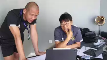 Nova Arianto dan Shin Tae-yong