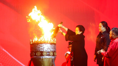 Pedas! Megawati Soekarnoputri Berani Singgung Kinerja DPR soal UU MK dan RUU Penyiaran, Puan Maharani Balas Begini