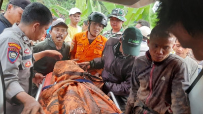 Tiga Orang Ditemukan Tewas Tertimbun Tanah Longsor di Tanggamus Lampung