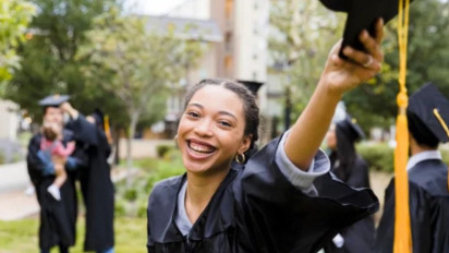 7 Negara dalam 4 Tahun: Tetr College Of Business Memetakan Wilayah Baru Dalam Pembelajaran Dengan Program Gelar Global yang Inovatif 