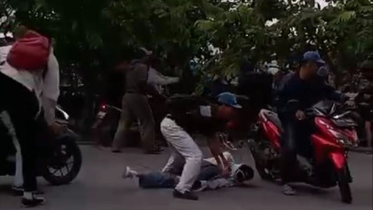 Ica Gemetar Liat Pelajar di Bekasi Kena Bacok karena Tawuran: Ngeri Banget Saya Sampai...