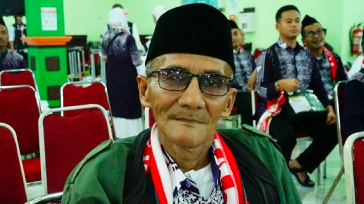 Kisah Kakek Penjual Terasi Asal Grobogan Akhirnya Wujudkan Impiannya Melaksanakan Ibadah Haji
            - galeri foto