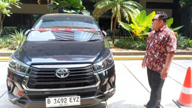 KPK Sita Mobil Toyota Innova Venturer Milik Anak Tersangka SYL
