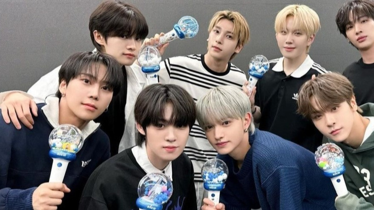 Lirik Lagu Crush On U - BAE173 Boygrup yang Bakal Gelar Konser di Jakarta BAE173 2ND Fan CONCERT IN JAKARTA 'POLARIS'
            - galeri foto