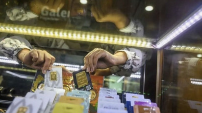 Harga Emas Antam Anjlok Tipis Rp1,336 Juta per Gram, Terpengaruh Isu 109 Ton Emas Palsu yang Beredar Masyarakat?