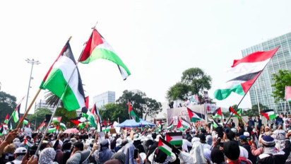 Ribuan Warga Ikuti Aksi Bela Palestina di Depan Kedubes AS, Serukan Boikot Semua Produk Pro Israel
