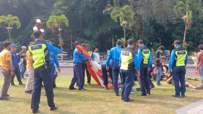 PK4L UGM Bongkar Paksa Tenda Mahasiswa yang Protes UKT dan IPI di Balairung, Ini Alasannya