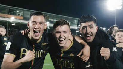 Jay Idzes Berhasil Bawa Venezia Promosi Ke Serie A, Jadi Pemain Timnas Indonesia Pertama di Liga Italia