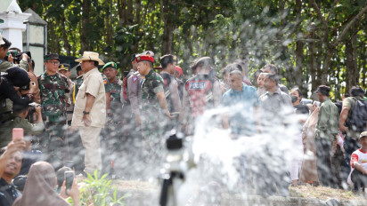 Prabowo Subianto Beri Bantuan Sumber Air Bersih di Gunungkidul, Petani Bisa Panen 3 Kali dari Sebelumnya 1 Kali