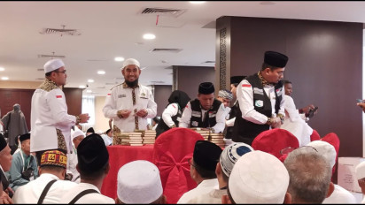 Subhanallah, Dana Wakaf Habib Bugak Asyi Diberikan kepada Jemaah Haji Asal Aceh di Makkah