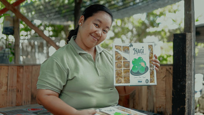 Cerita Sukses Ibu Elly, Nasabah PNM Mekaar Perintis Usaha Nastar Semanggi