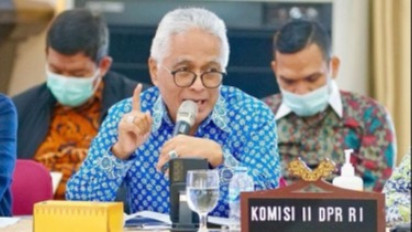 DPR dan KPU Segera Bahas Putusan MA soal Batas Usia Cagub-Cawagub