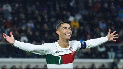 Cristiano Ronaldo Sesumbar Sebut Dirinya Lebih Banyak Raih Gelar ketimbang Ronaldo Nazario dan Ronaldinho
