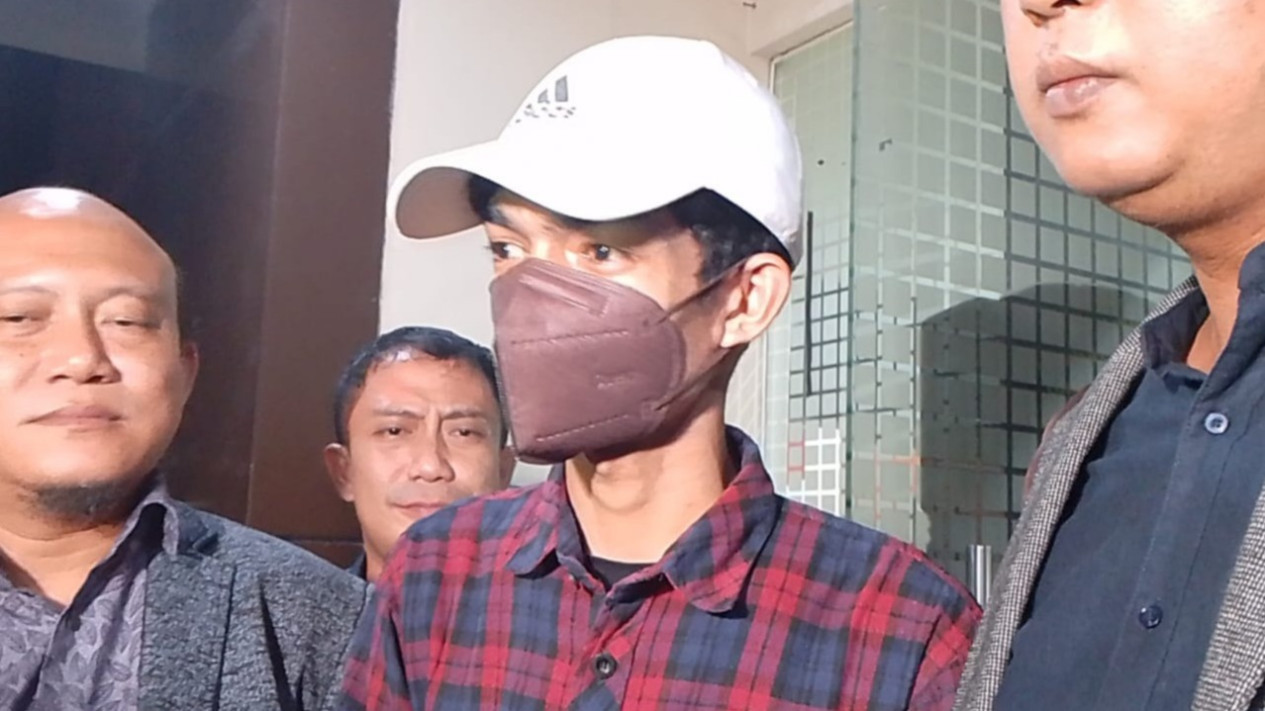 Terungkap Liga Akbar Dipaksa Polisi Ubah Keterangan Soal Hal Ini dalam Kasus Pembunuhan Vina dan Eky
            - galeri foto