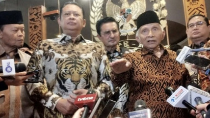 Amien Rais Harap Tak Ada Cawe-Cawe Lagi, Minta Prabowo Ambil Alih