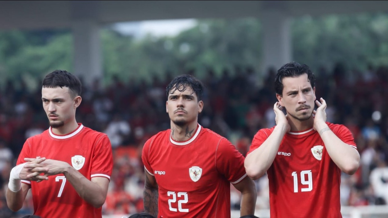 Dalam Tempo 7 Jam, Timnas Indonesia Telan Kekalahan Beruntun: Senior Dibekuk Irak, Skuad U-20 Dipermak Panama
            - galeri foto