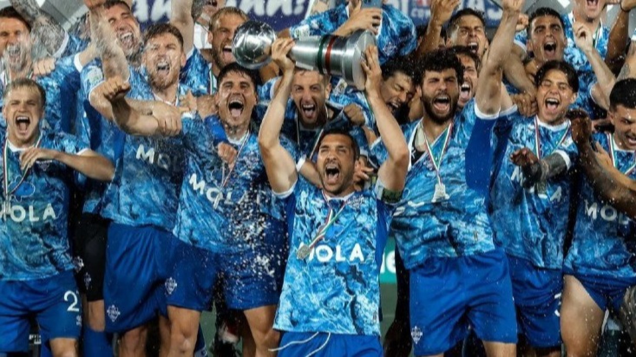 Bukan Pemain Timnas Indonesia, Como FC Justru Ingin Gaet Monster Gol Inter Milan di Bursa Transfer
            - galeri foto