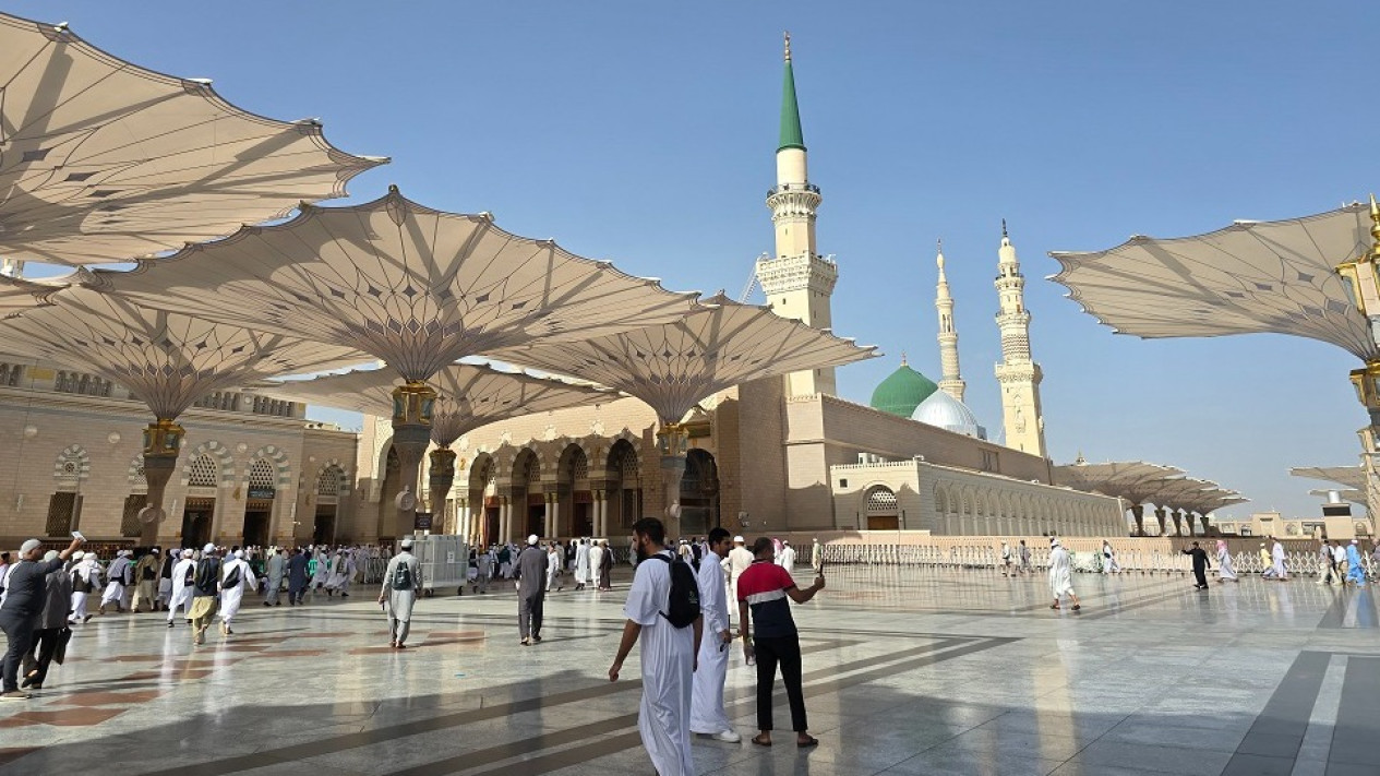 Menguak Sejarah Masjid Nabawi, Tempat Tersuci Kedua Bagi Umat Islam
            - galeri foto